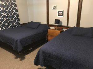 queen-beds-rental-apartment